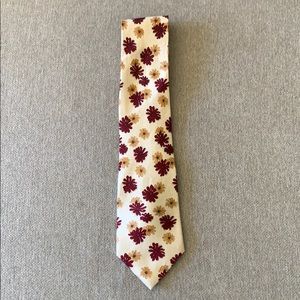 100% silk Nina Ricci Tie